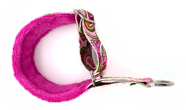 pinkpaisley1.5collarside1600